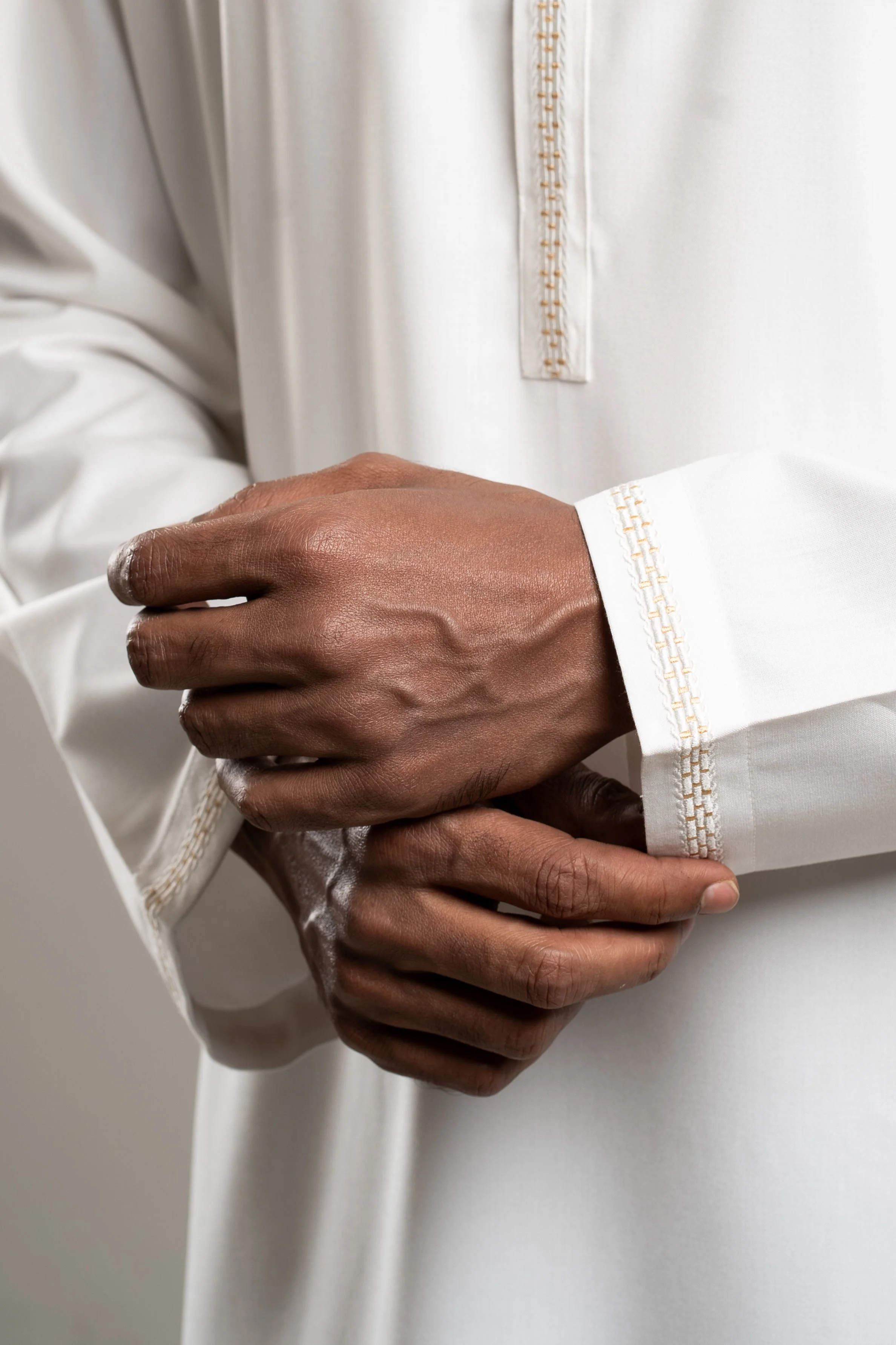 Adult Kurta 401 Off White - Image 4