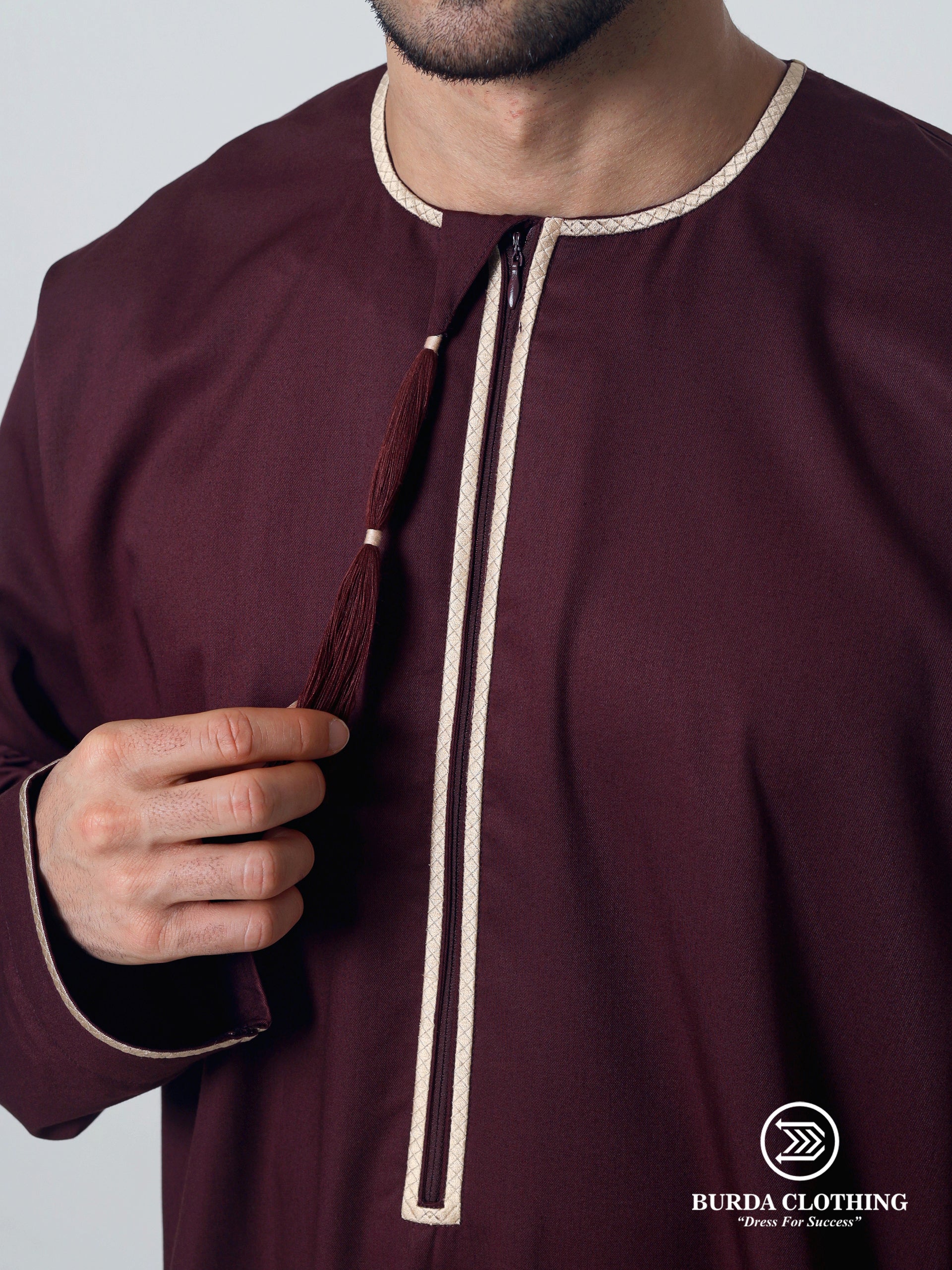 Emirati Omani Adult Thobe 230 - Image 3