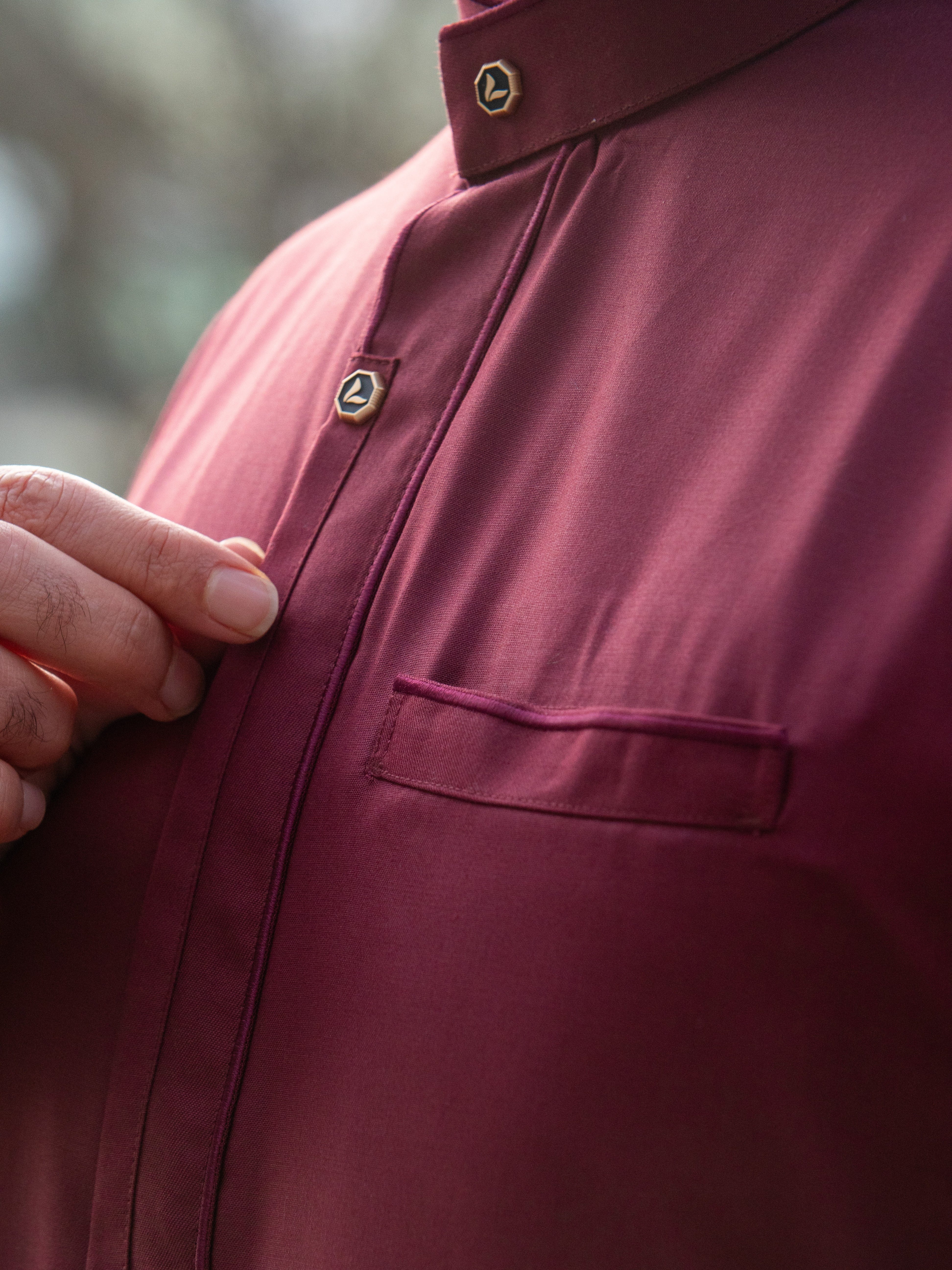 Adult Thobe 121 Maroon - Image 11