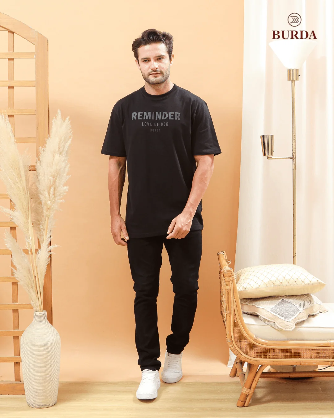 Reminder Love of God T-Shirt - Image 11